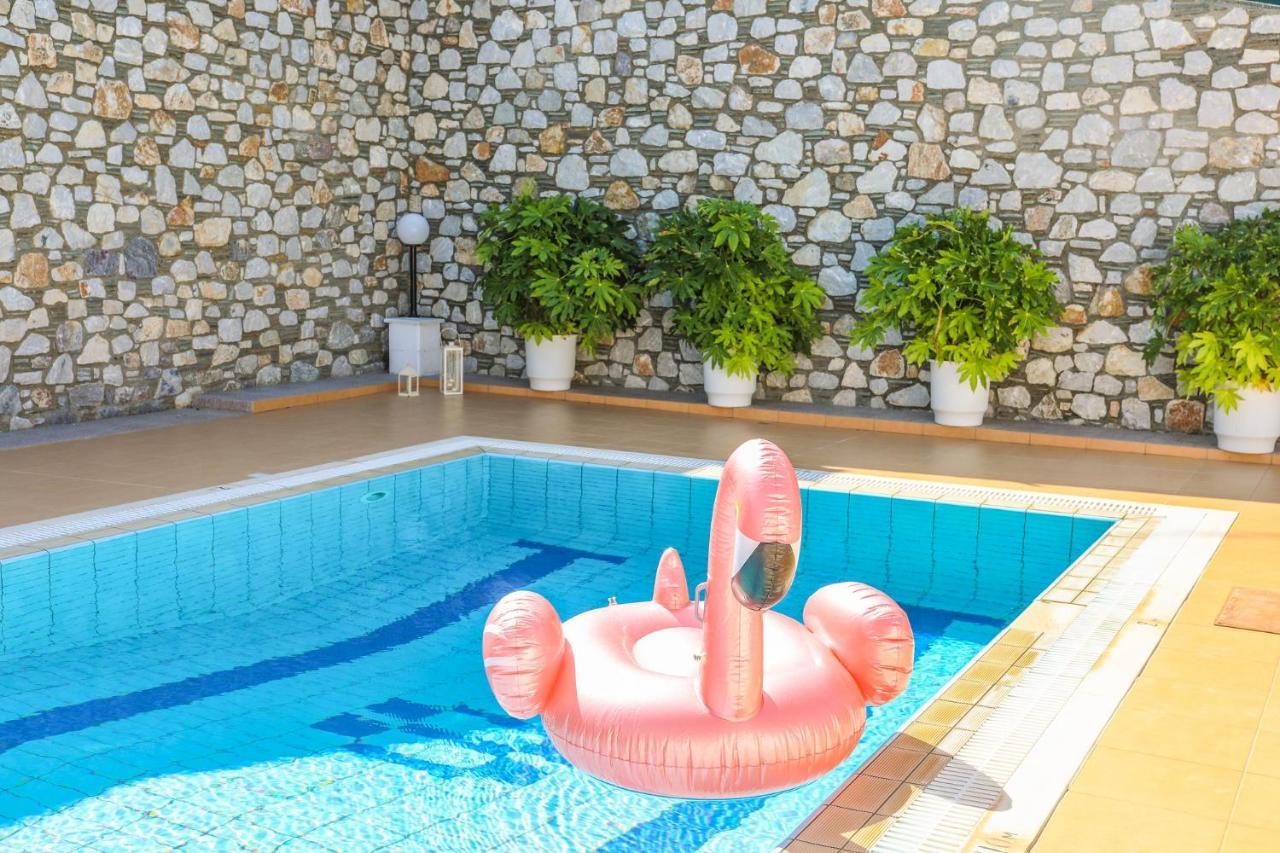Villa Mitzelos Moni Evaggelistrias Экстерьер фото