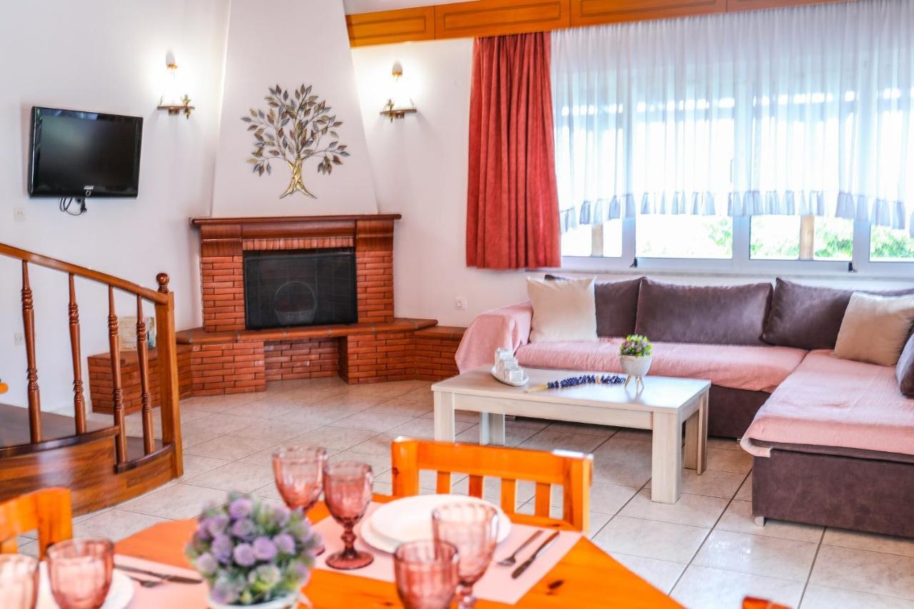 Villa Mitzelos Moni Evaggelistrias Экстерьер фото