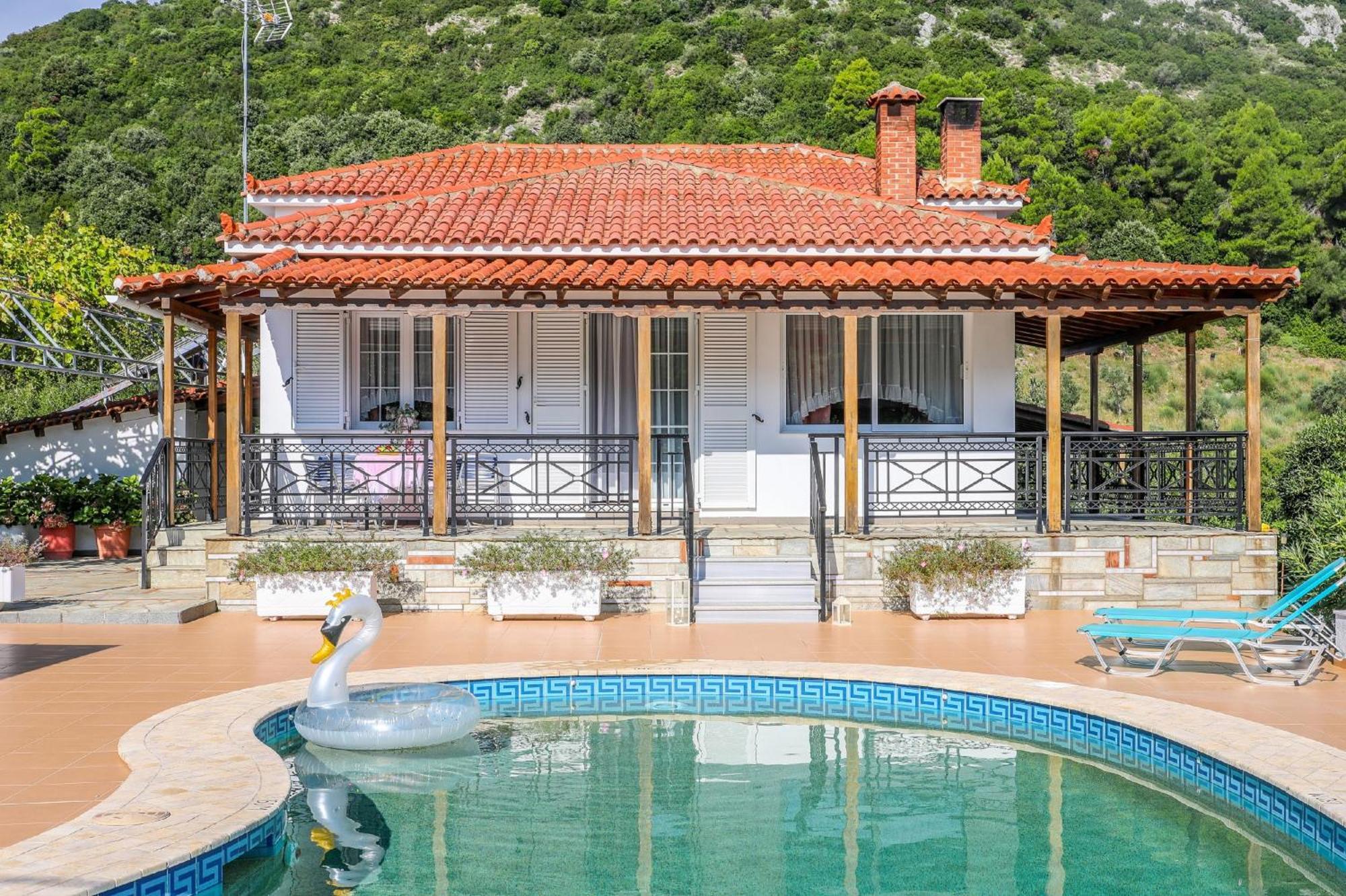 Villa Mitzelos Moni Evaggelistrias Экстерьер фото